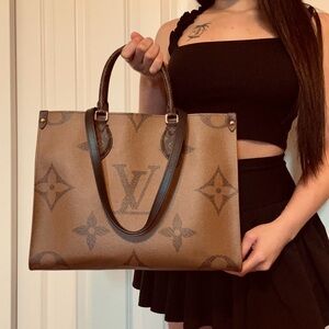 Louis Vuitton OnTheGo Reverse MM Tote Bag